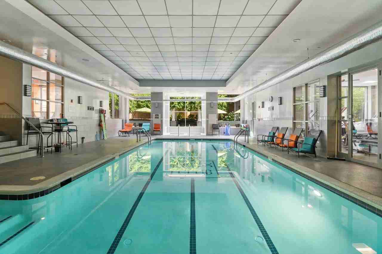 401 12th Street South - Photo 4 of 35