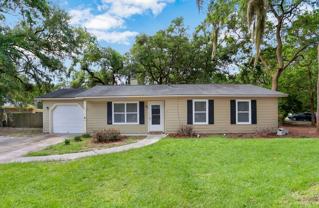 201 Whittington Dr - Photo 1 of 1