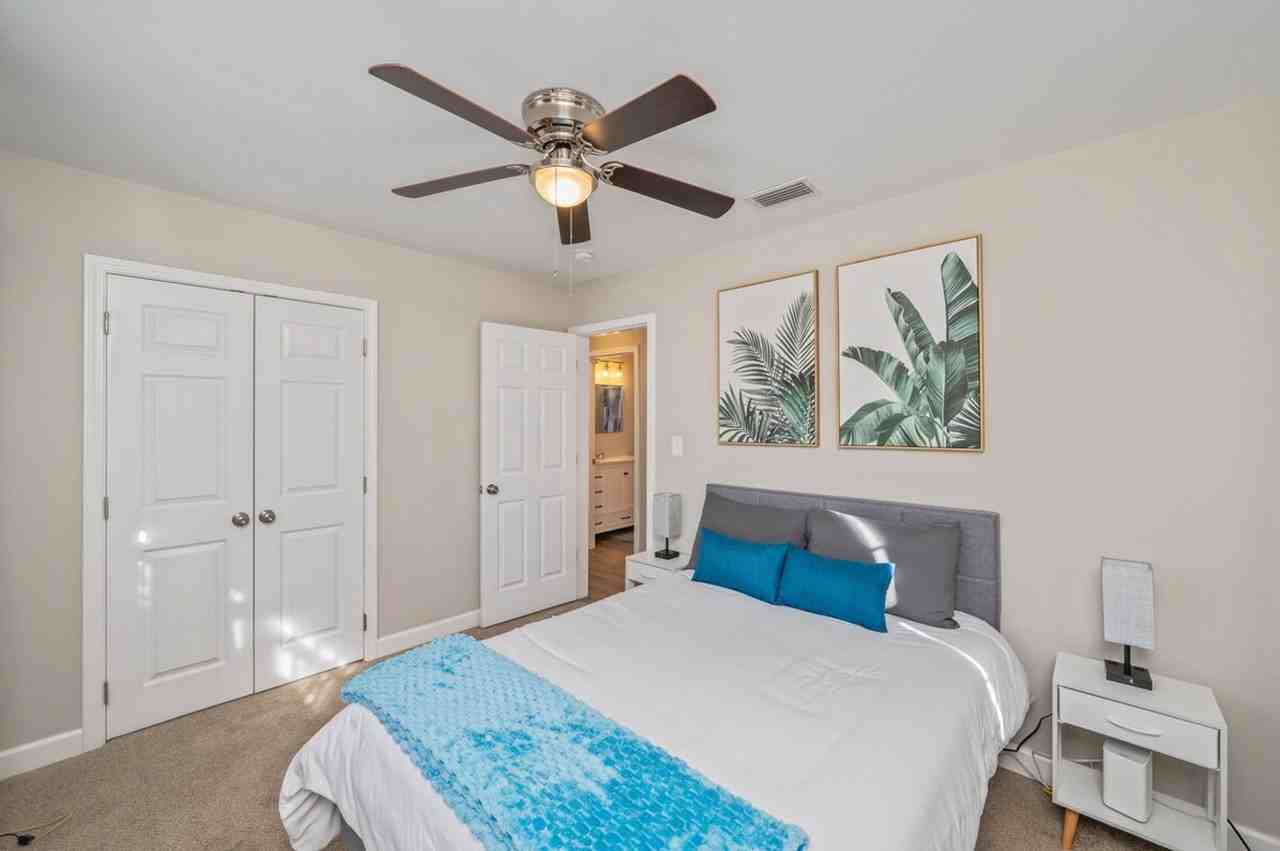 130 N Lorraine Dr #1244296P - Photo 5 of 26