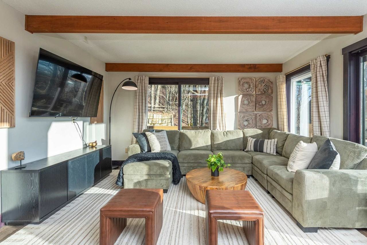 637 Granny Lewis Ln #1250945P - Photo 7 of 50