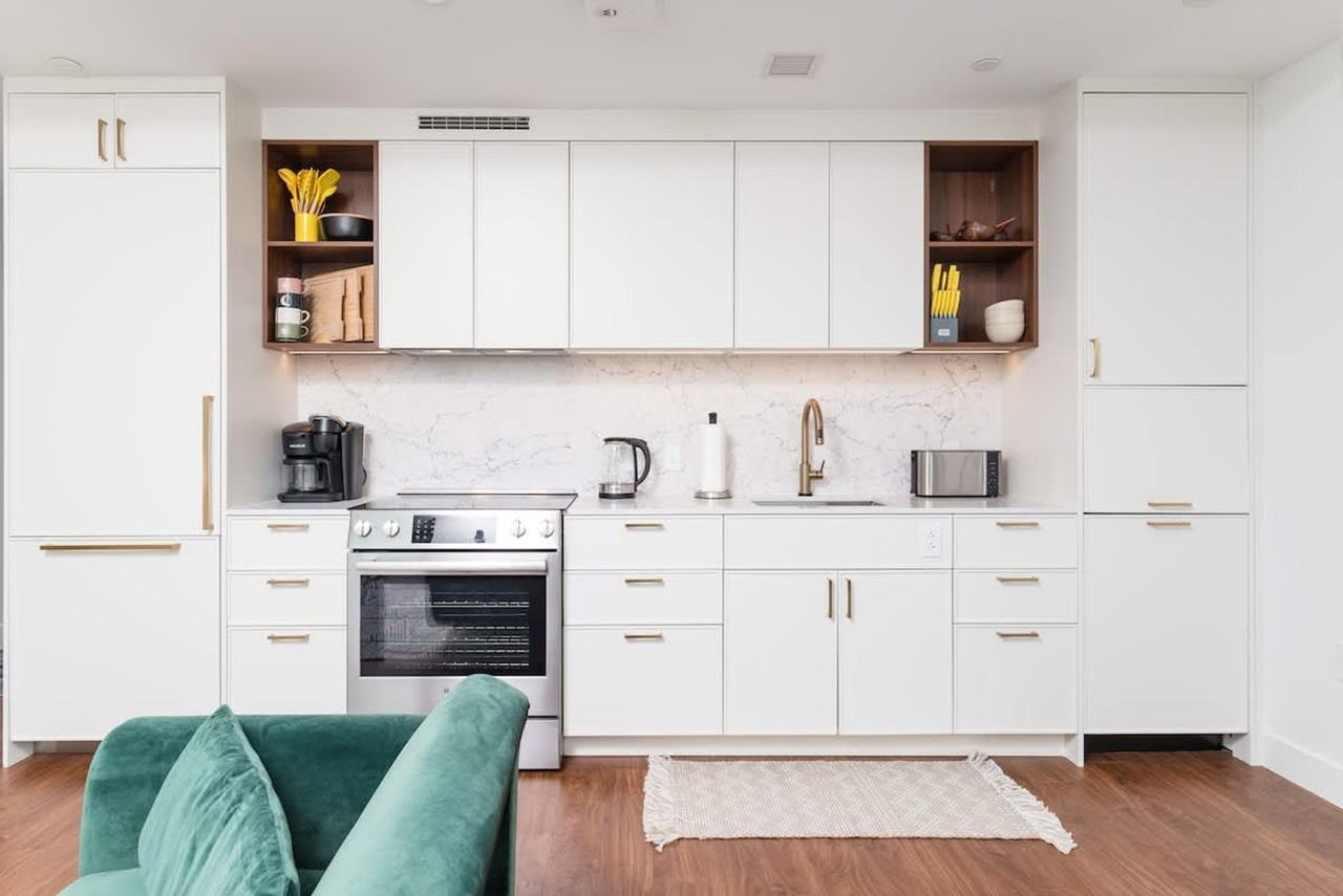 212 Stuart Street - Photo 3 of 83