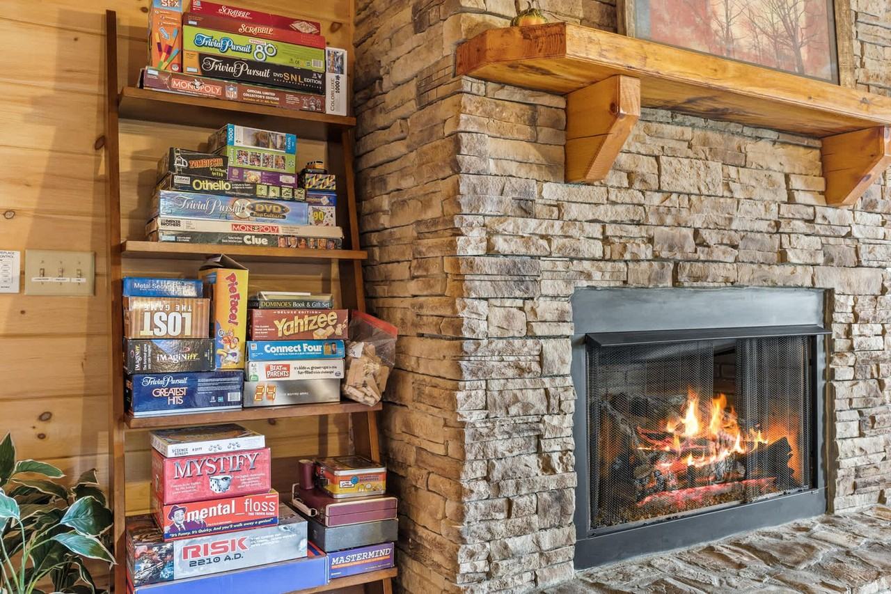 121 Pontoosuc Dr #1252437P - Photo 5 of 50