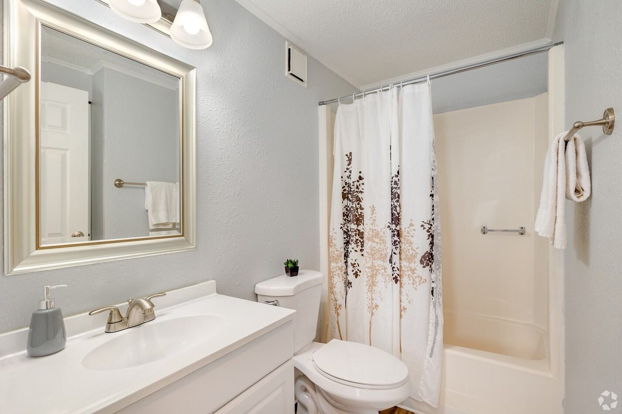 The Cottages @ Stillwater - Photo 5 of 19