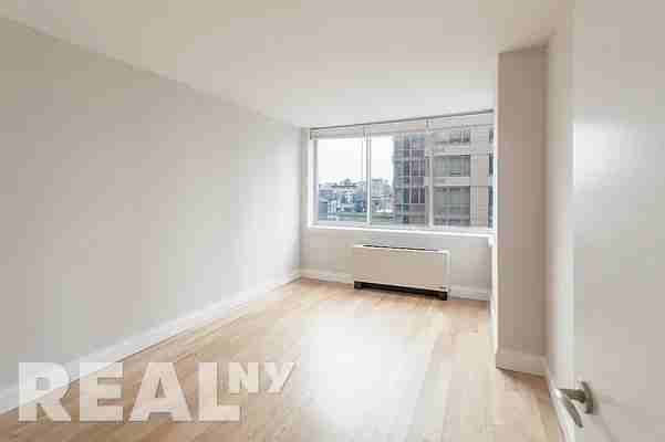 Avenue Of The Americas #33F - Photo 3 of 9