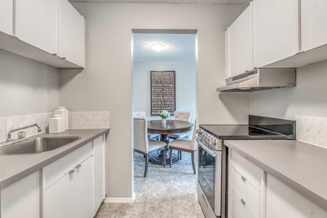 Windsor Place - Photo 2 of 43
