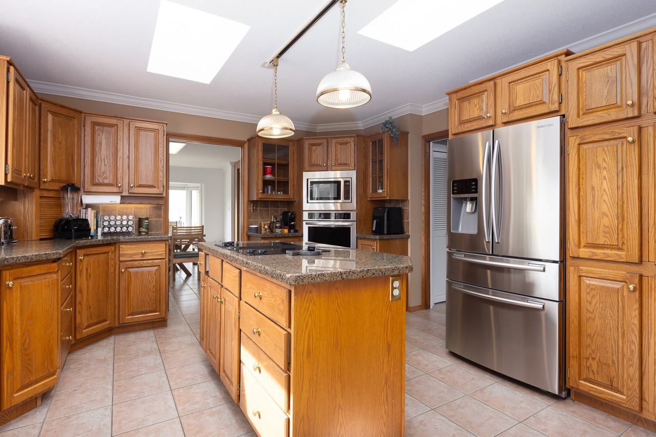 2517 Whitworth Road - Photo 5 of 23