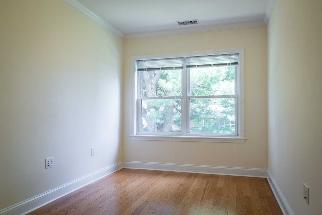 17 Thornton Road - Photo 2 of 40