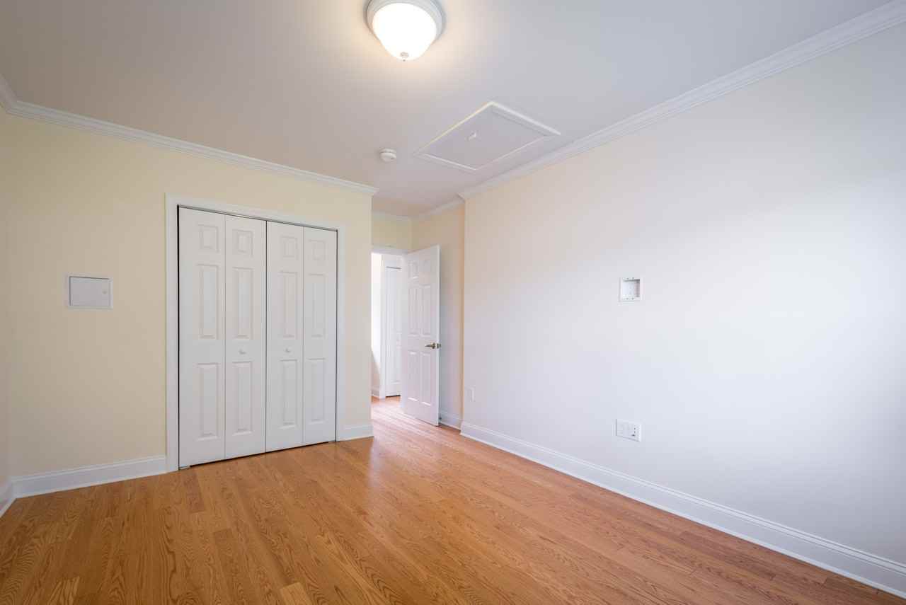 17 Thornton Road - Photo 3 of 40