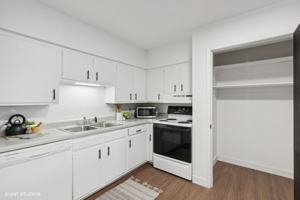 featured image of 6319 Hickman Road #15