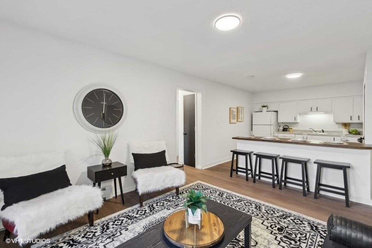 6319 Hickman Road #15 - Photo 4 of 45