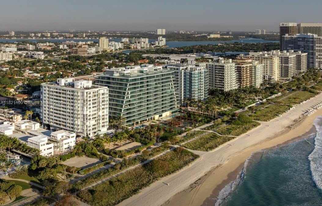 9349 Collins Avenue #502 - Photo 3 of 18