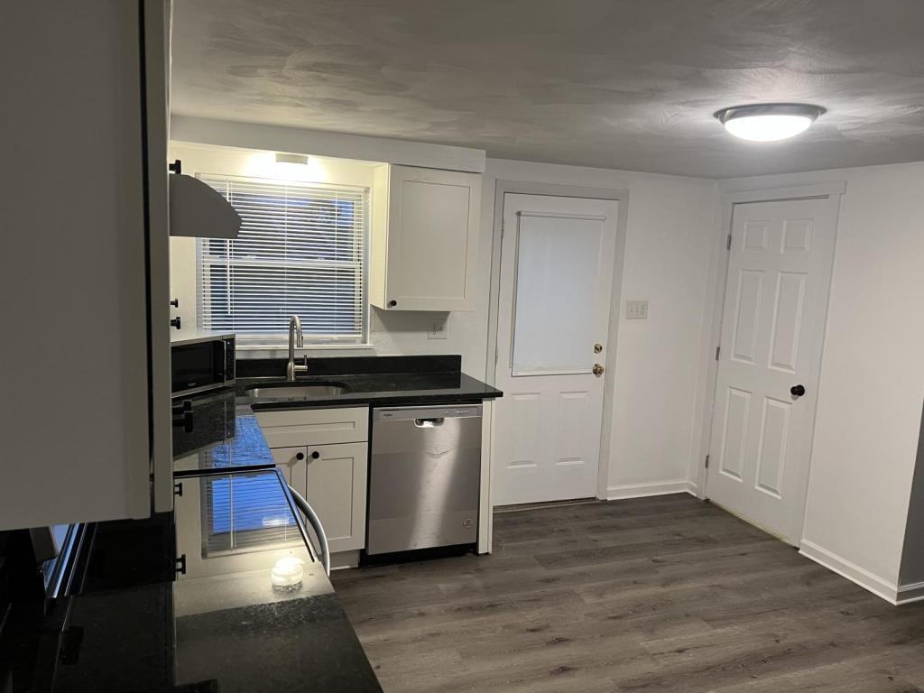 18 Bridge St - Photo 2 of 10