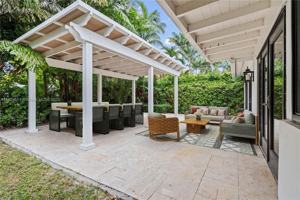 featured image of 8100 Sw 62nd Ct