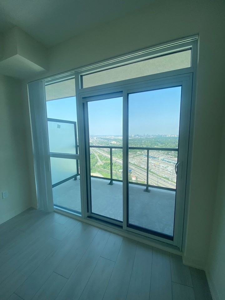 Annie Craig Dr - Photo 3 of 8