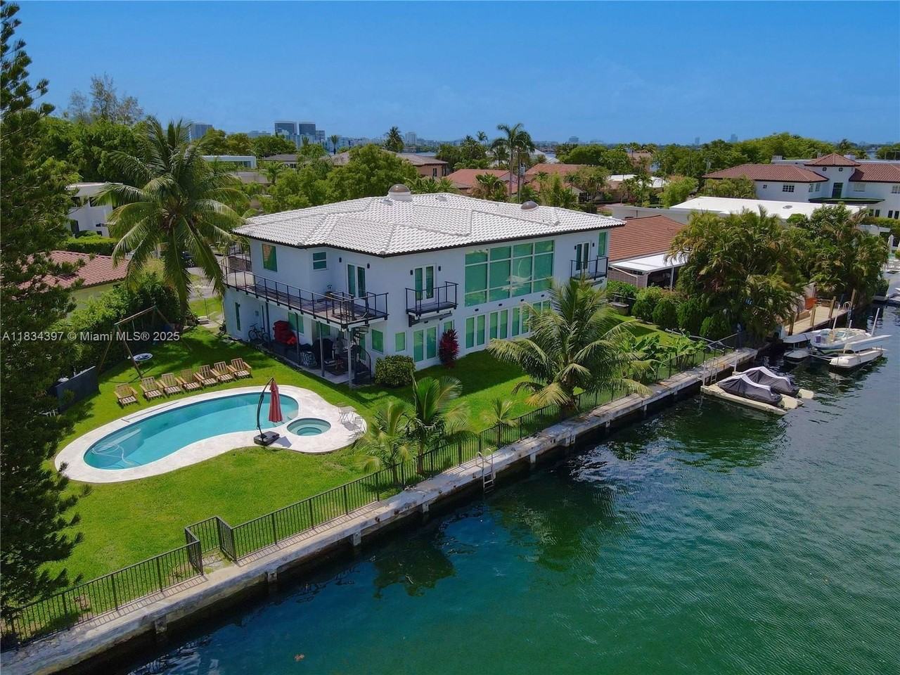 13300 Biscayne Bay Ter - Photo 2 of 50