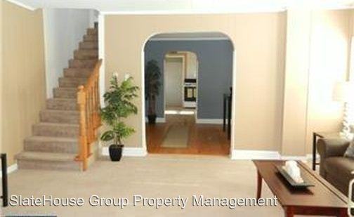 111 Baker Ave - Photo 2 of 10