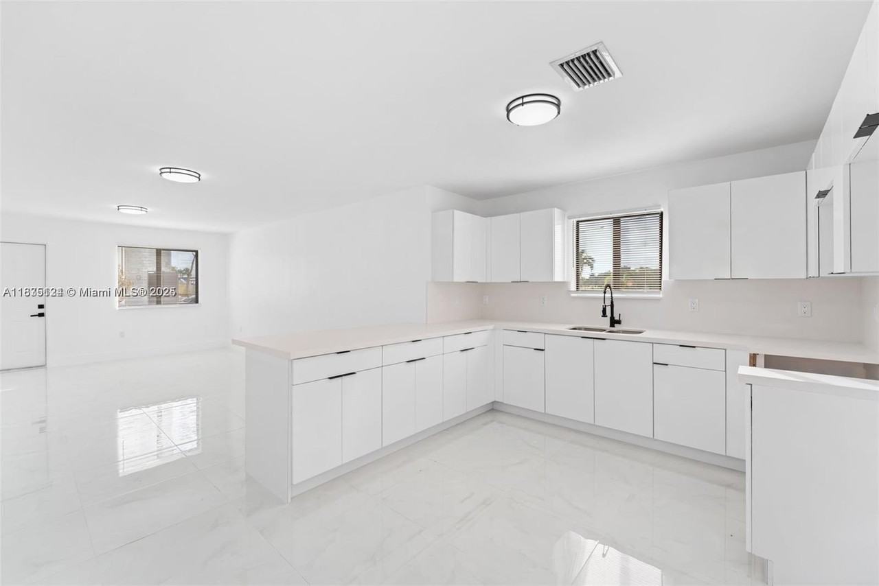 11997 Sw 218th St #1 - Photo 3 of 12