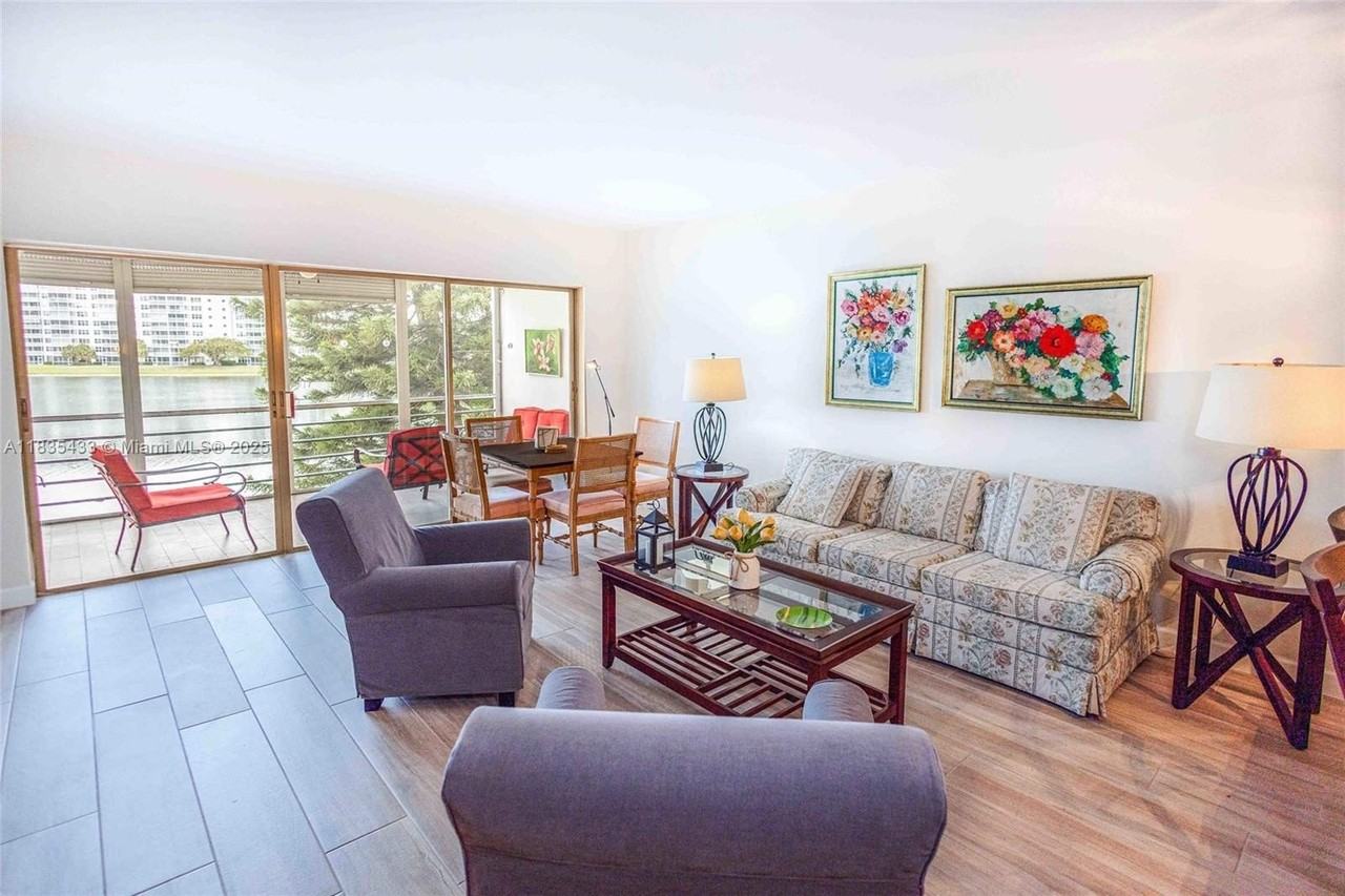 2751 N Palm Aire Dr #310 - Photo 4 of 50