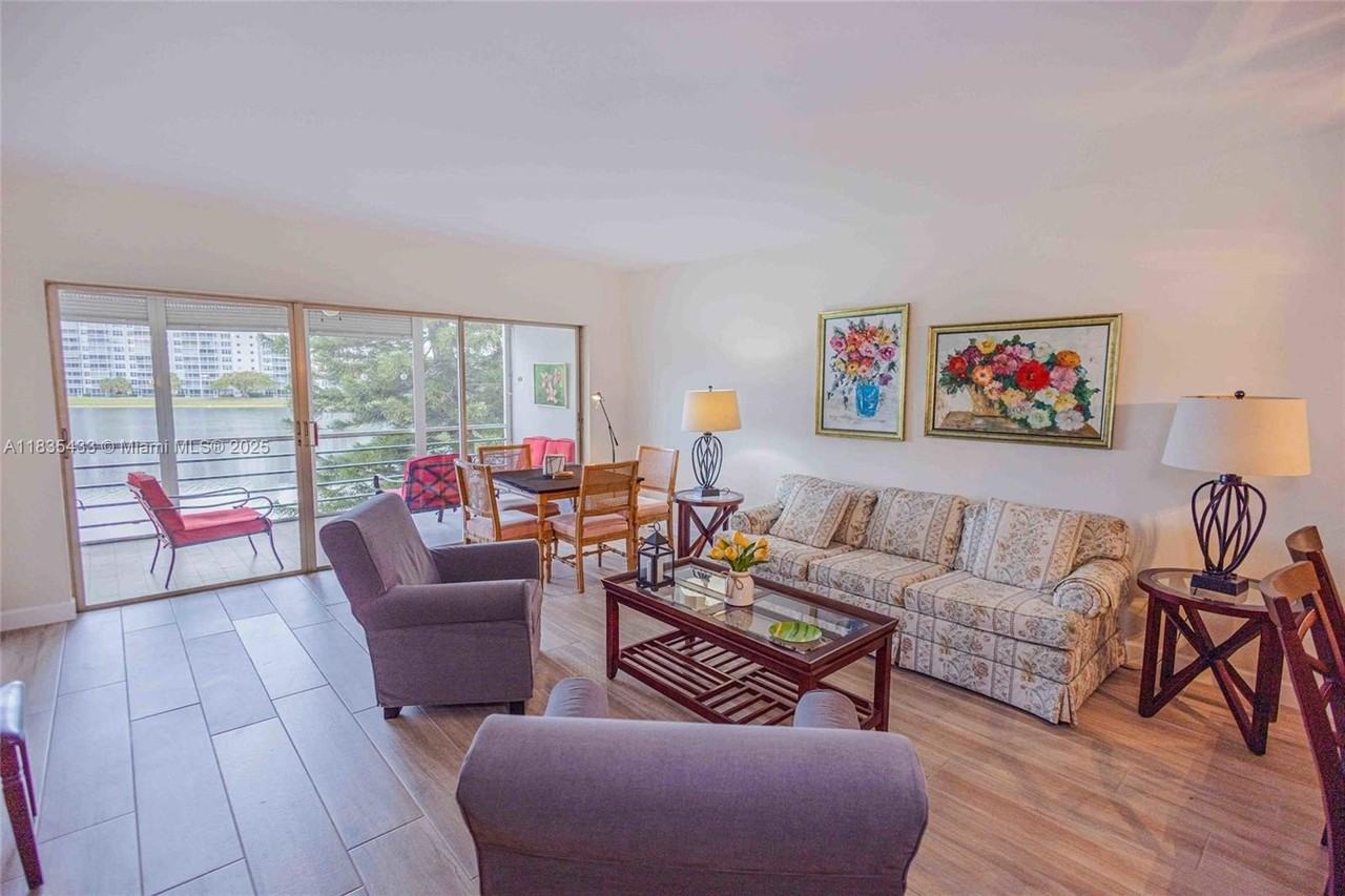 2751 N Palm Aire Dr #310 - Photo 5 of 50