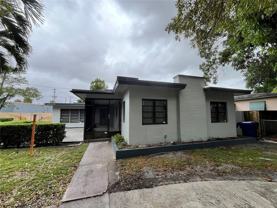 1608 S 19th Ave - Photo 1 of 1