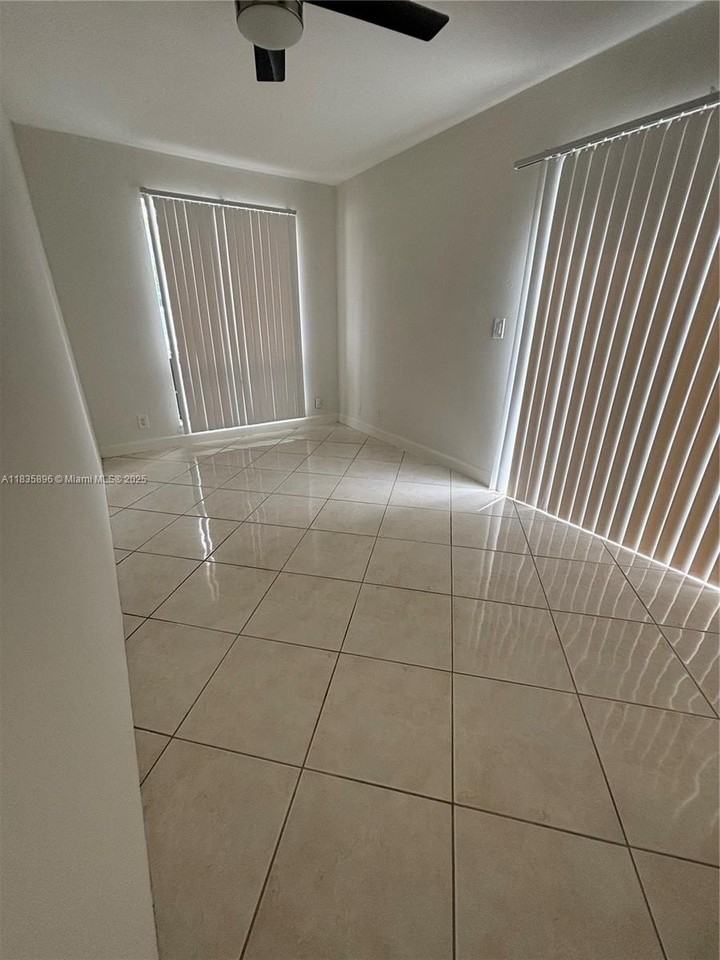 4156 Sw 24th St #A - Photo 2 of 8