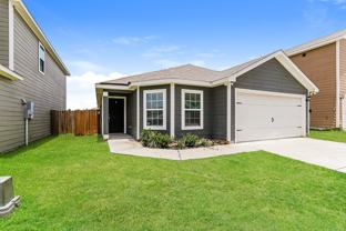 26816 Steinbeck Dr - Photo 1 of 1