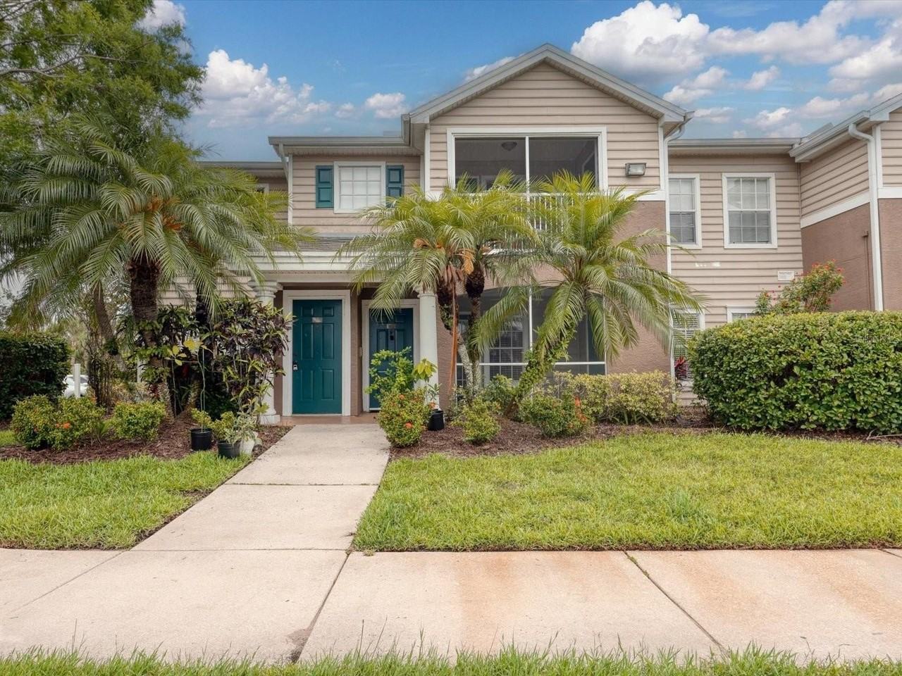 8933 Manor Loop #105 - Photo 5 of 44