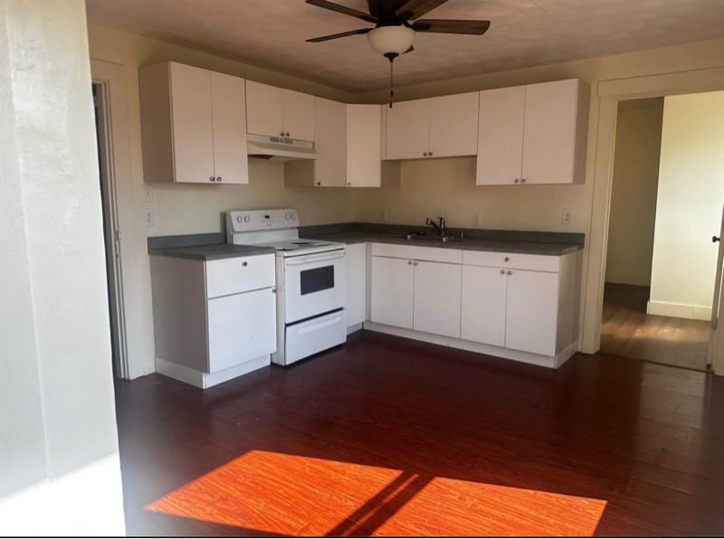 401 South St #3 - Photo 3 of 8