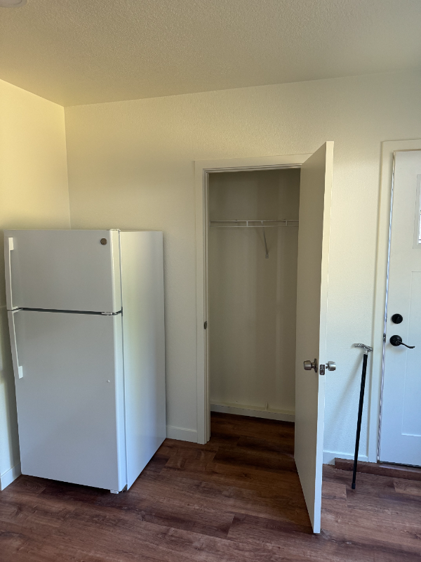2306 Ne 154th Cir - Photo 2 of 8