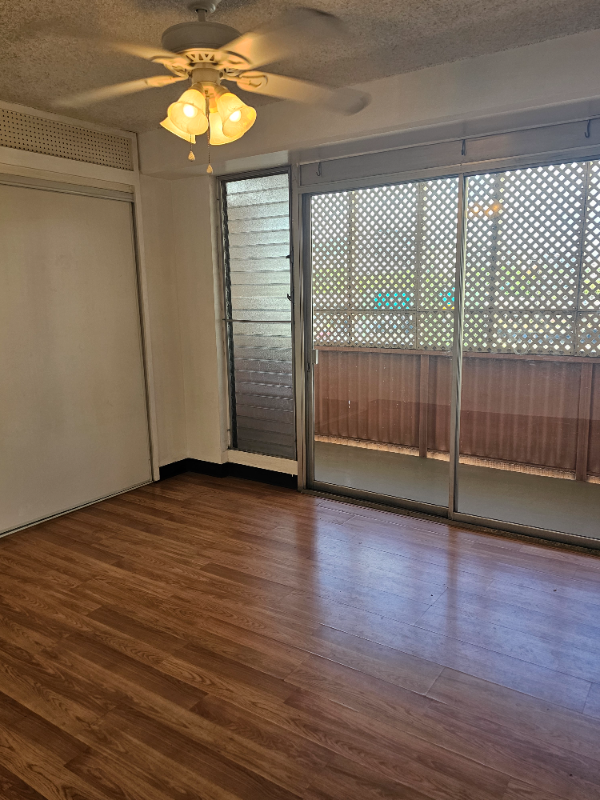 1326 Matlock Ave #405 - Photo 3 of 4