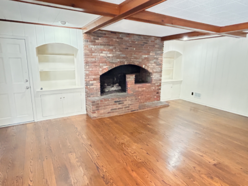 6405 Deep Creek Dr - Photo 4 of 13