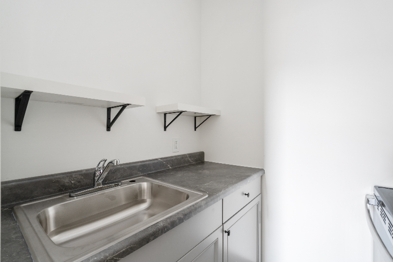 1115 6th Ave #302 - Photo 6 of 16