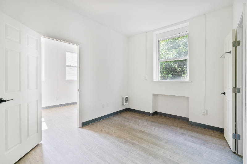 1115 6th Ave #302 - Photo 7 of 16