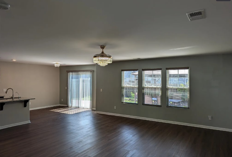 89 Burn Oak Rd - Photo 5 of 18