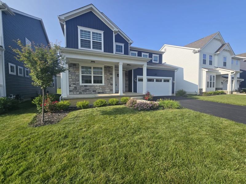 7343 Quailview Dr - Photo 2 of 45