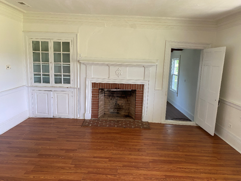 5156 Five Forks Rd - Photo 3 of 9