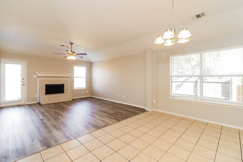 2904 Bourbon St - Photo 6 of 16