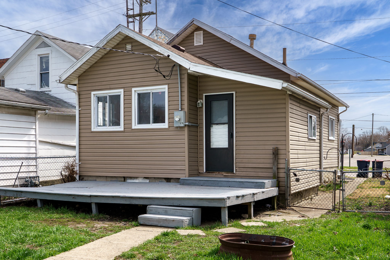 229 1st St #NA - Photo 2 of 3