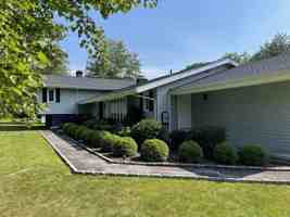 featured image of 222 Thornwood Rd #NA