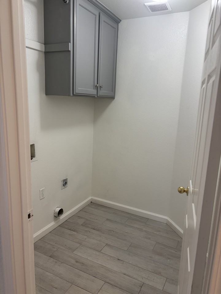 6194 W San Ramon Ave #NA - Photo 5 of 8