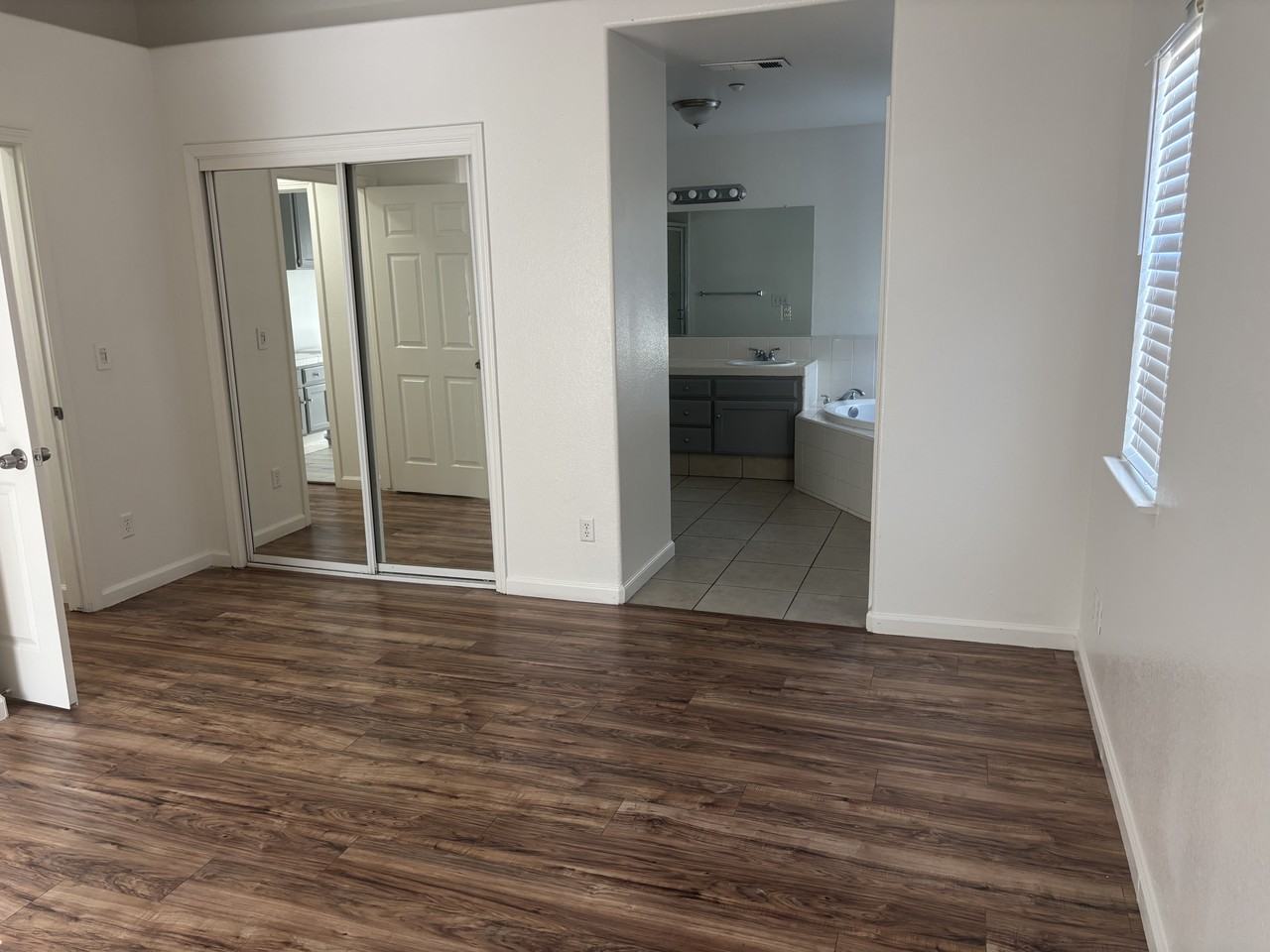 6194 W San Ramon Ave #NA - Photo 6 of 8