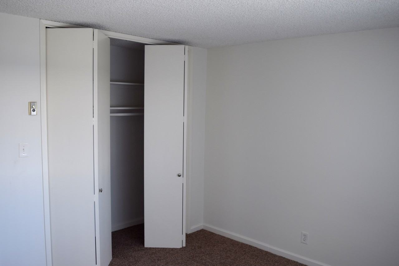 403 Indiana St - Photo 3 of 19