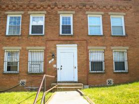 38 Galveston Pl Sw #C - Photo 1 of 1