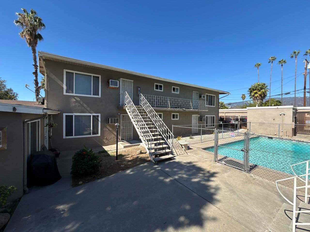 350 W 19th St #8 - Photo 2 of 18