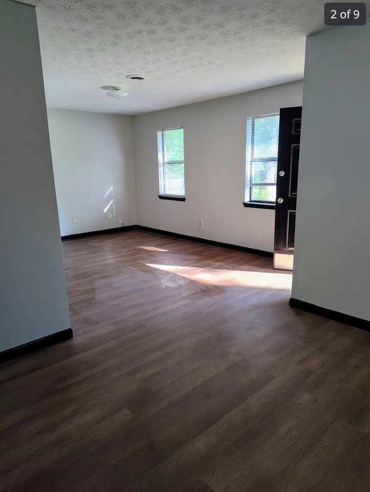 110 Picasso Dr #110 - Photo 2 of 8