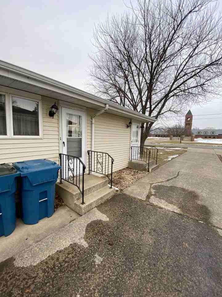 1824 Anna St - Photo 2 of 8