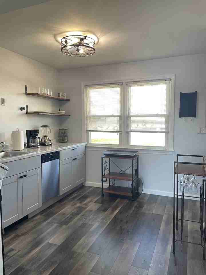 328 Balmville Ln - Photo 5 of 12