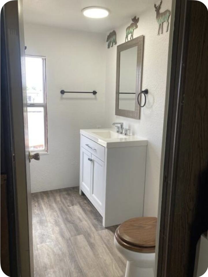 314 W Walnut St #NA - Photo 3 of 16