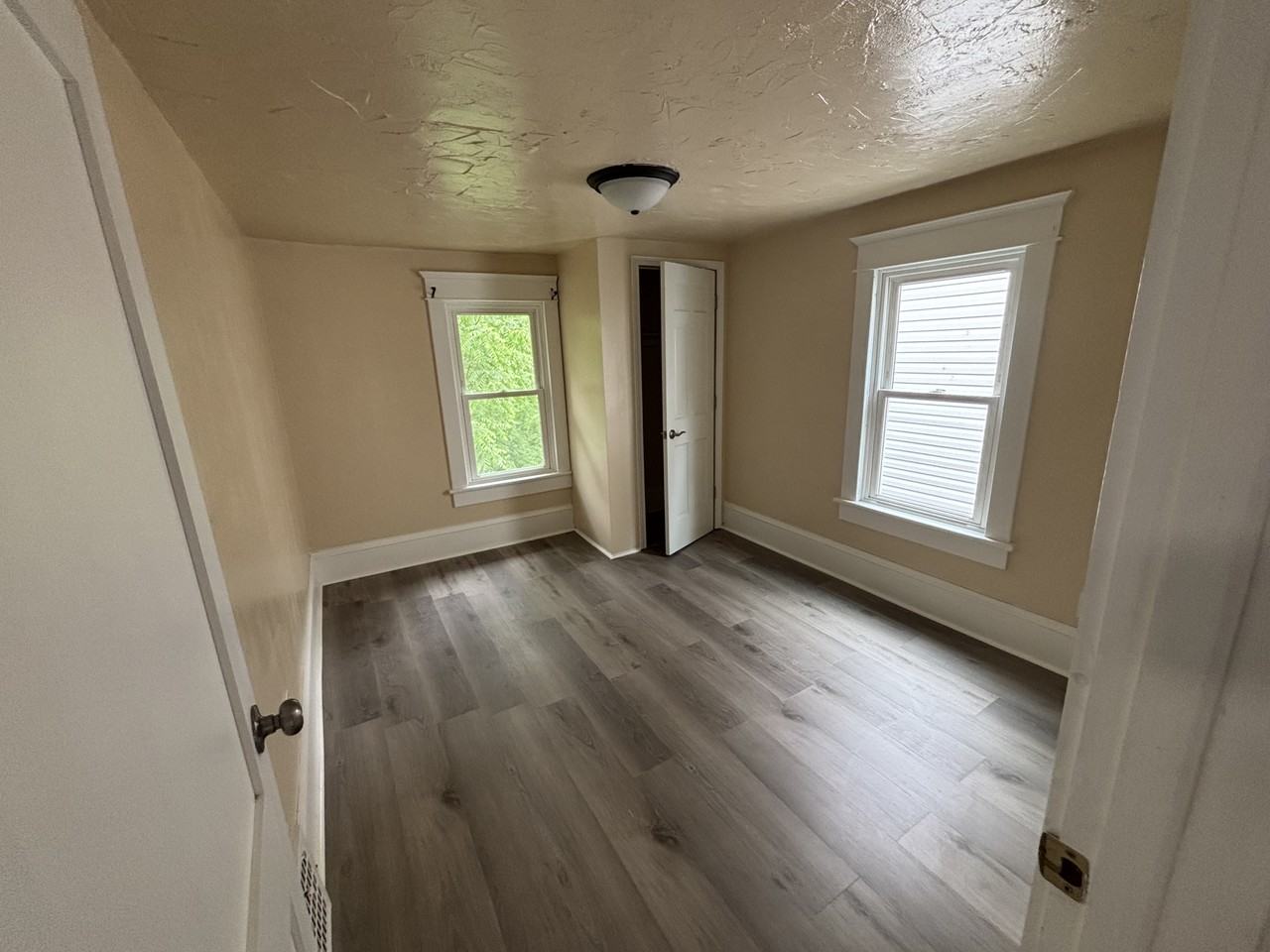 245 Mills St #245 - Photo 3 of 15