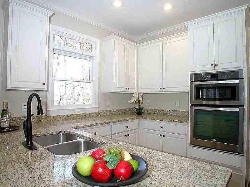 720 Leeds Garden Ter #NA - Photo 4 of 24